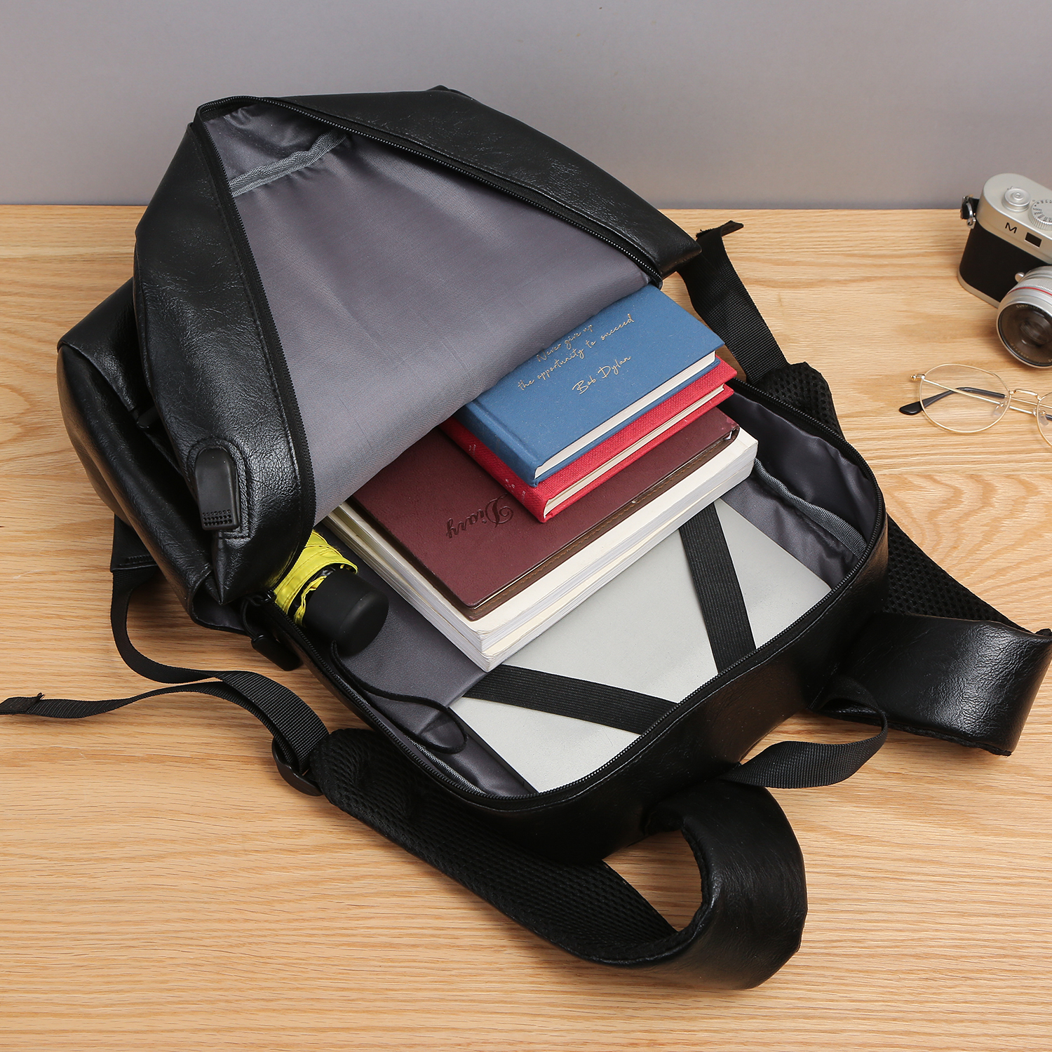 Міський рюкзак екошкіра JoyArt PU7729, чорний